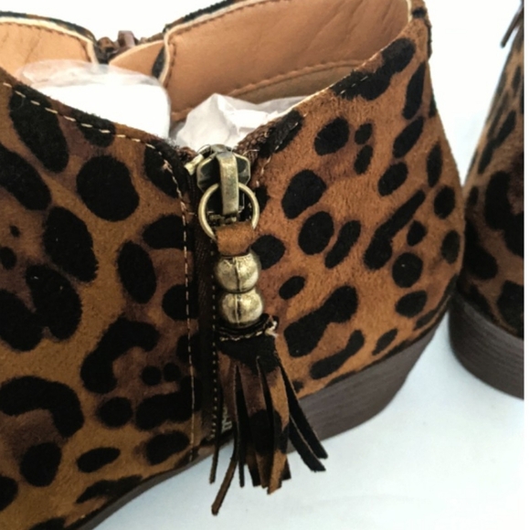 Mata Leopard Ankle Booties - Picture 10 of 11